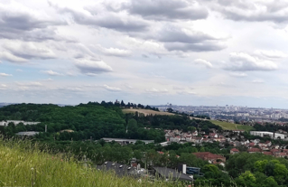 Le samedi 18 septembre 2021, le CAUE du Val-d'Oise vous invite à une balade "vue d'en haut" à Argenteuil, une lecture due paysage accompagnée des paysagistes du CAUE du Val-d'Oise !