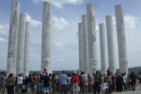 danse autour des colonnes.JPG